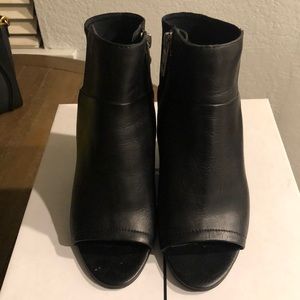 Black Dolce Vita booties